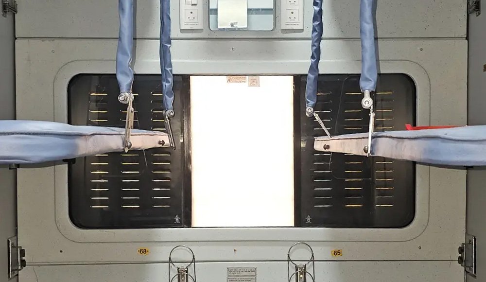 rail frp window assembly 4 (2)